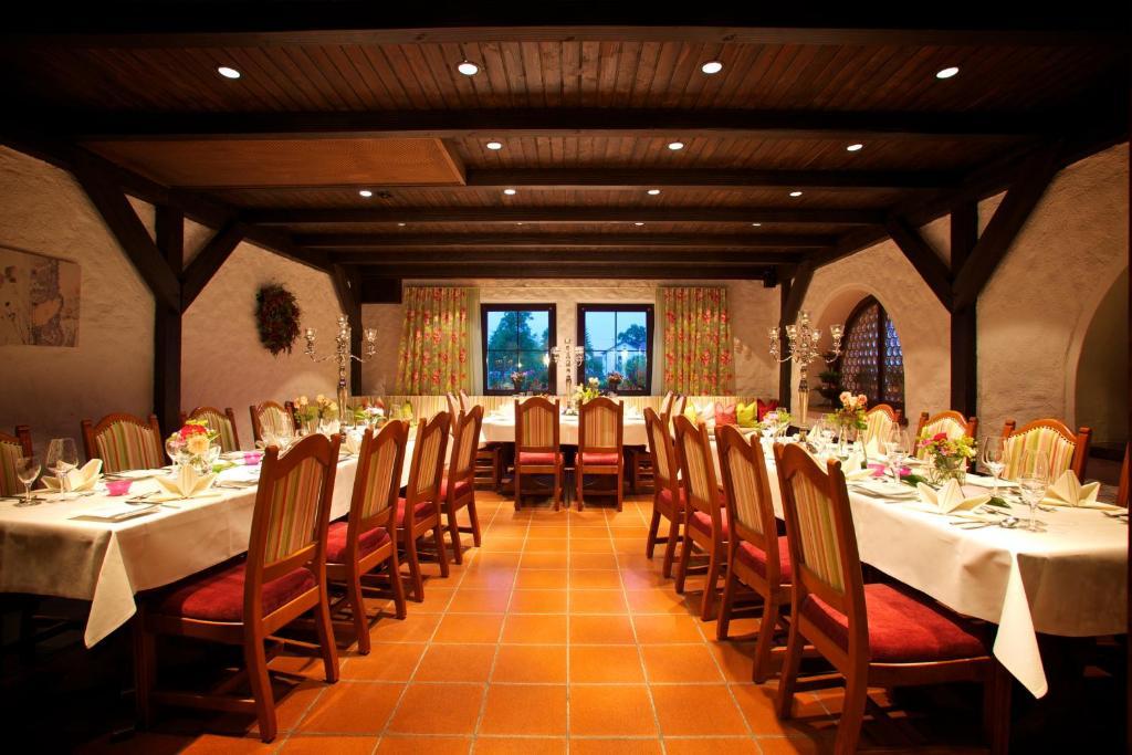 Hotel & Restaurant Dornweiler Hof Illertissen Bagian luar foto